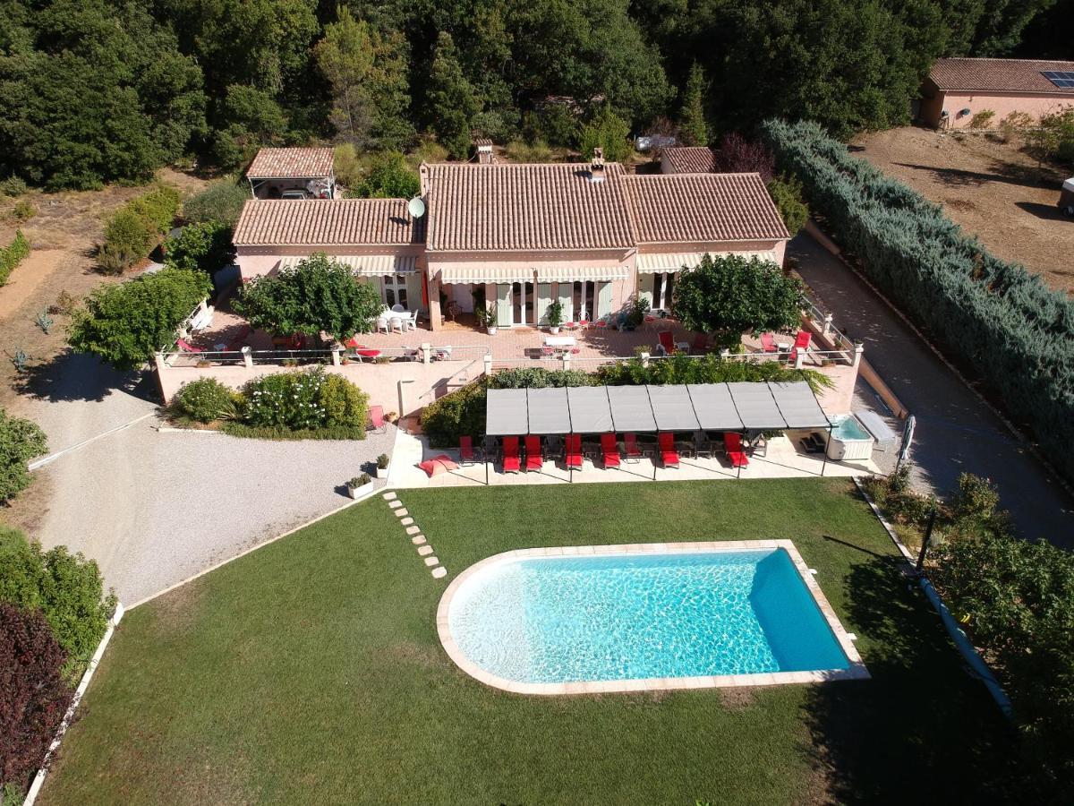 Bed and Breakfast La Bastide Des Roses Saint-Julien-d'Asse Esterno foto