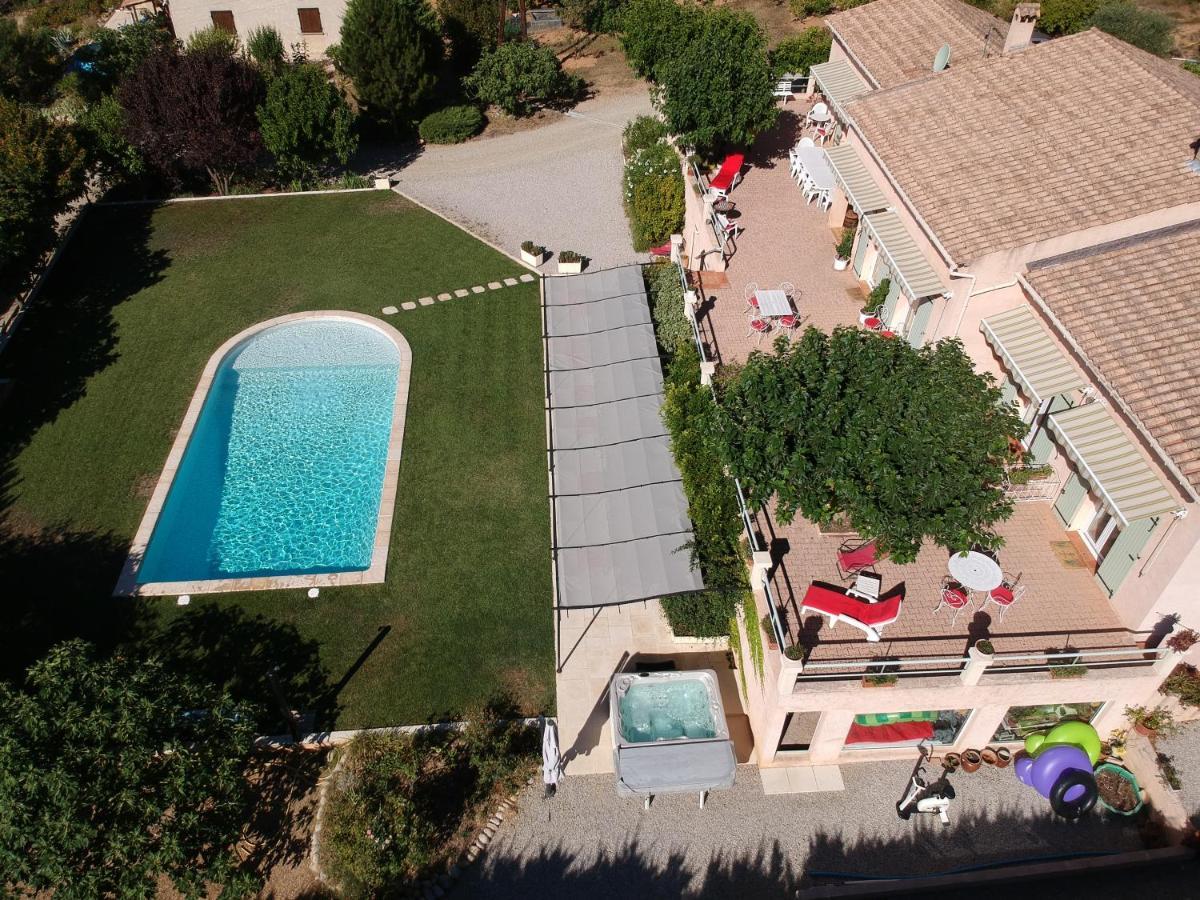 Bed and Breakfast La Bastide Des Roses Saint-Julien-d'Asse Esterno foto