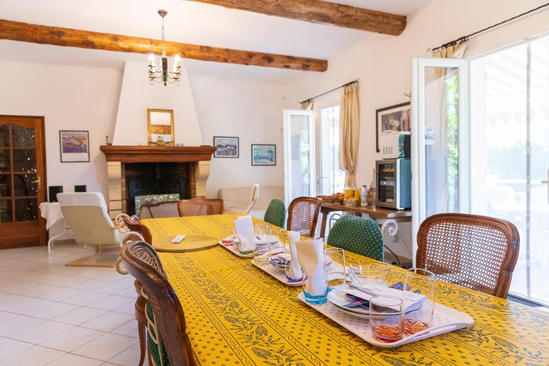 Bed and Breakfast La Bastide Des Roses Saint-Julien-d'Asse Esterno foto