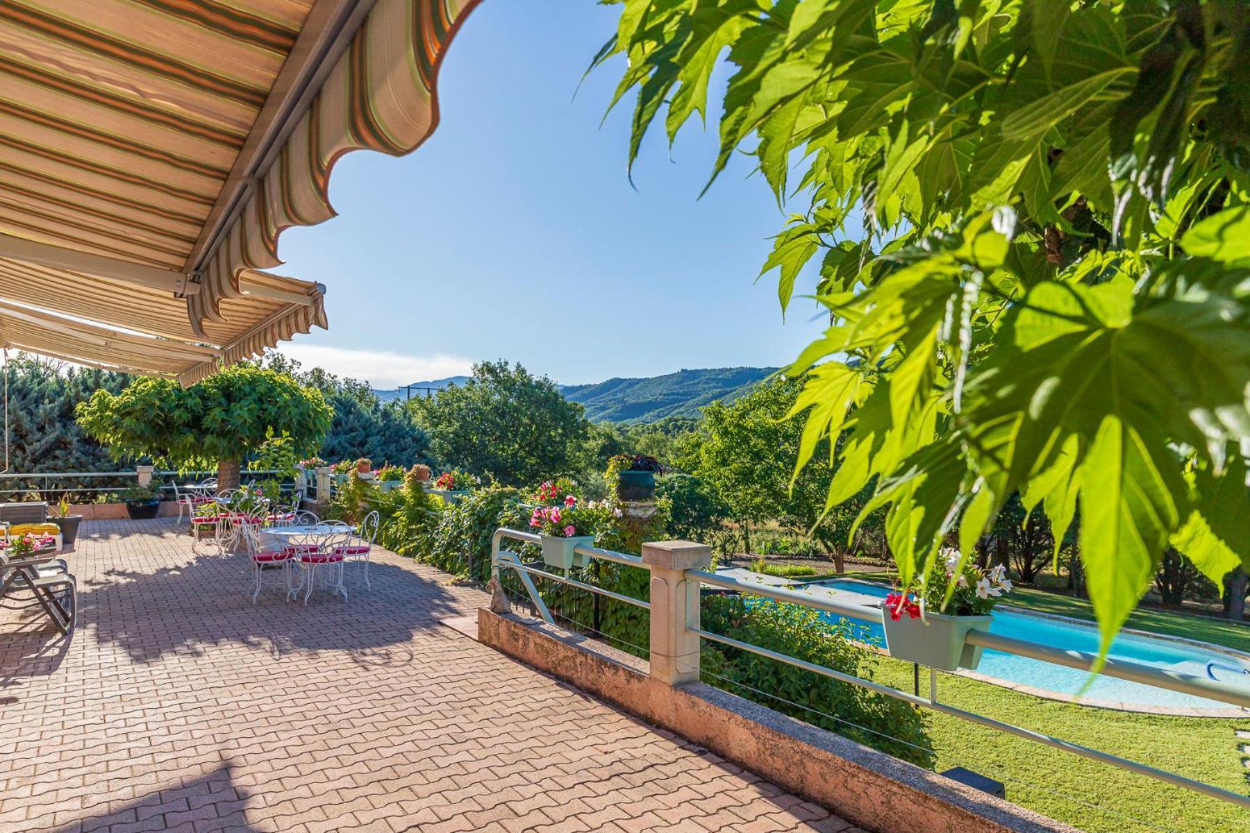 Bed and Breakfast La Bastide Des Roses Saint-Julien-d'Asse Esterno foto