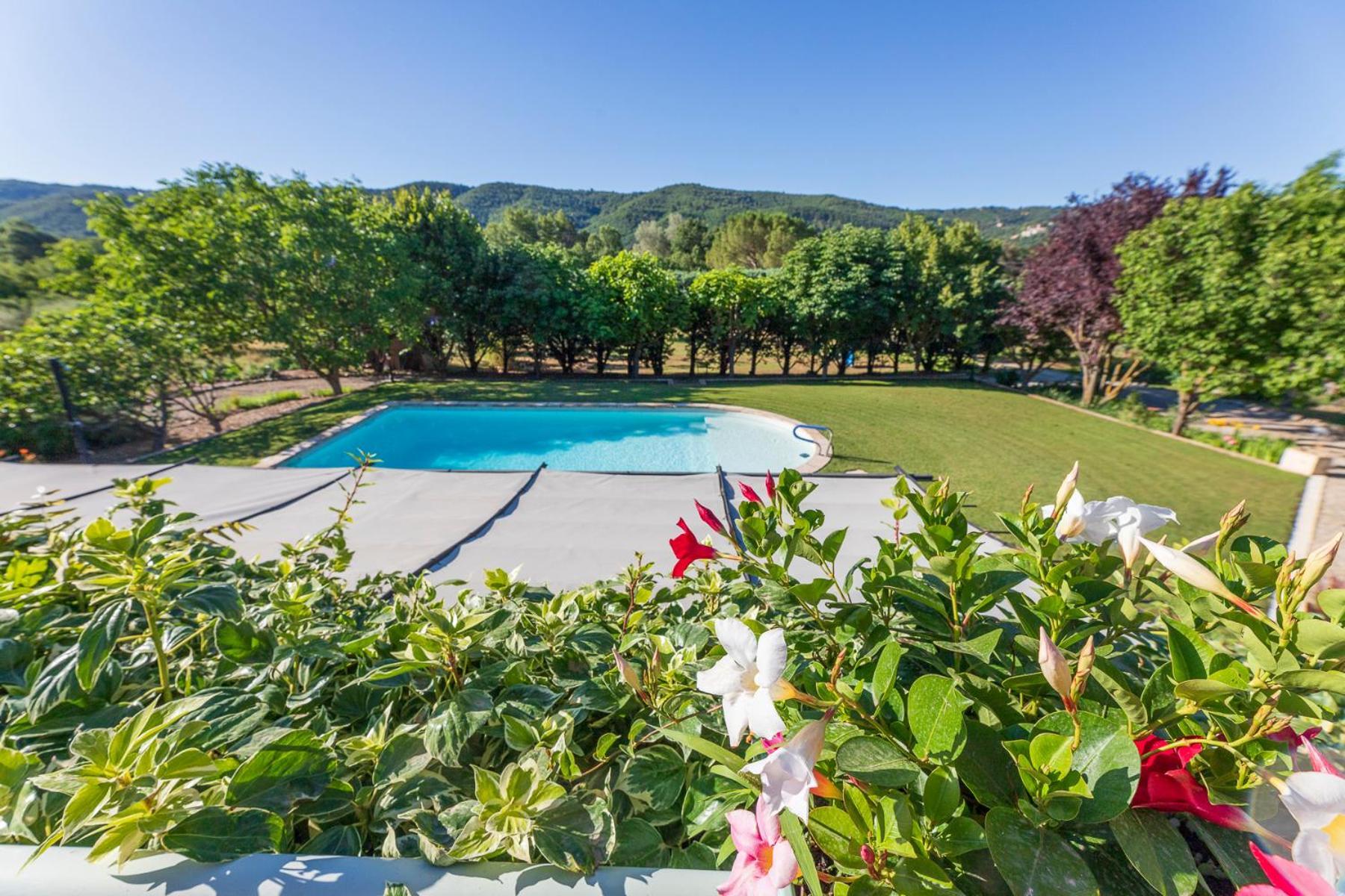 Bed and Breakfast La Bastide Des Roses Saint-Julien-d'Asse Esterno foto