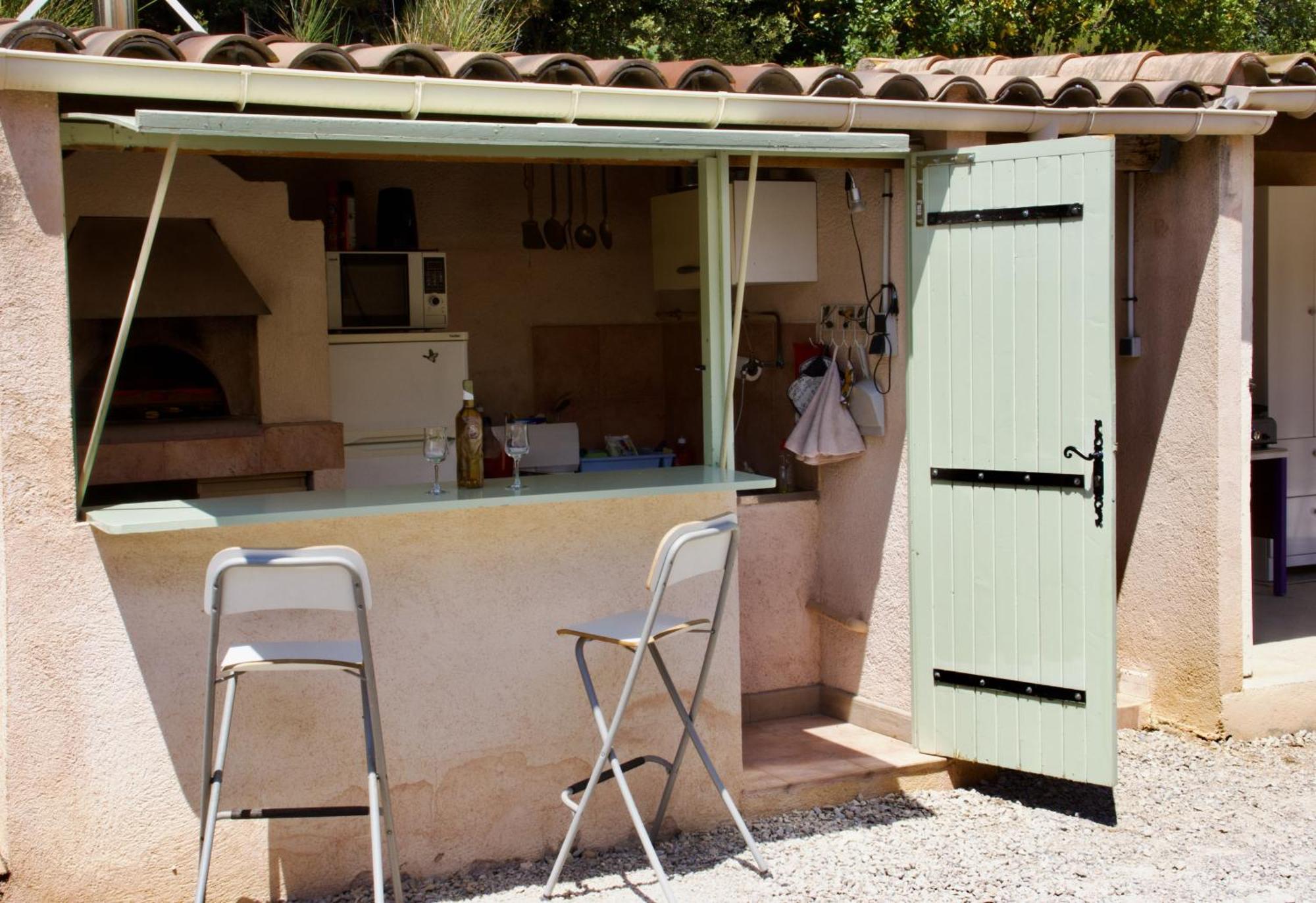 Bed and Breakfast La Bastide Des Roses Saint-Julien-d'Asse Esterno foto