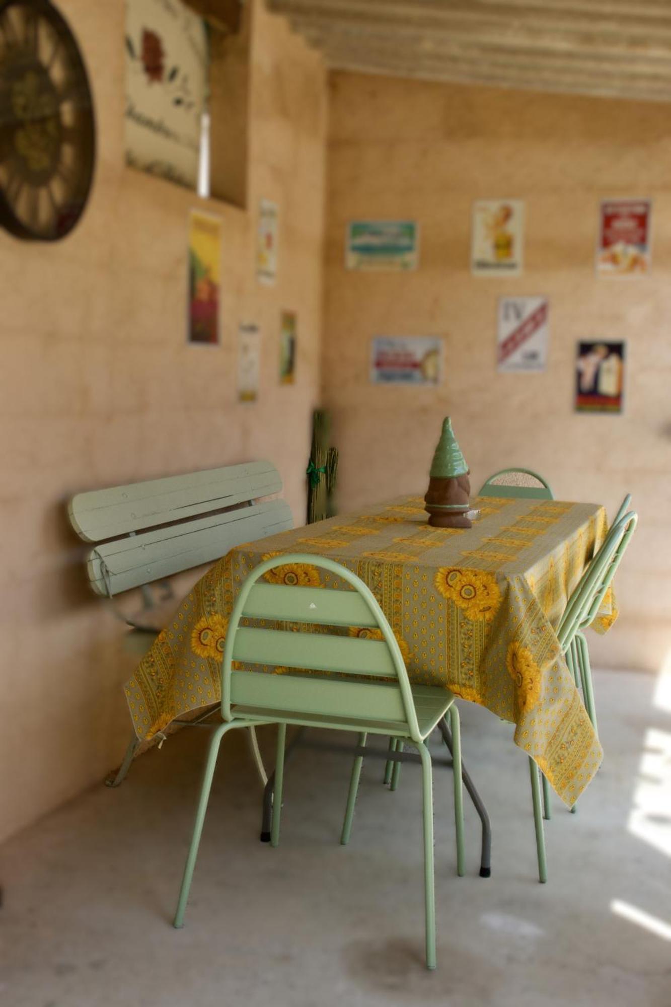 Bed and Breakfast La Bastide Des Roses Saint-Julien-d'Asse Esterno foto