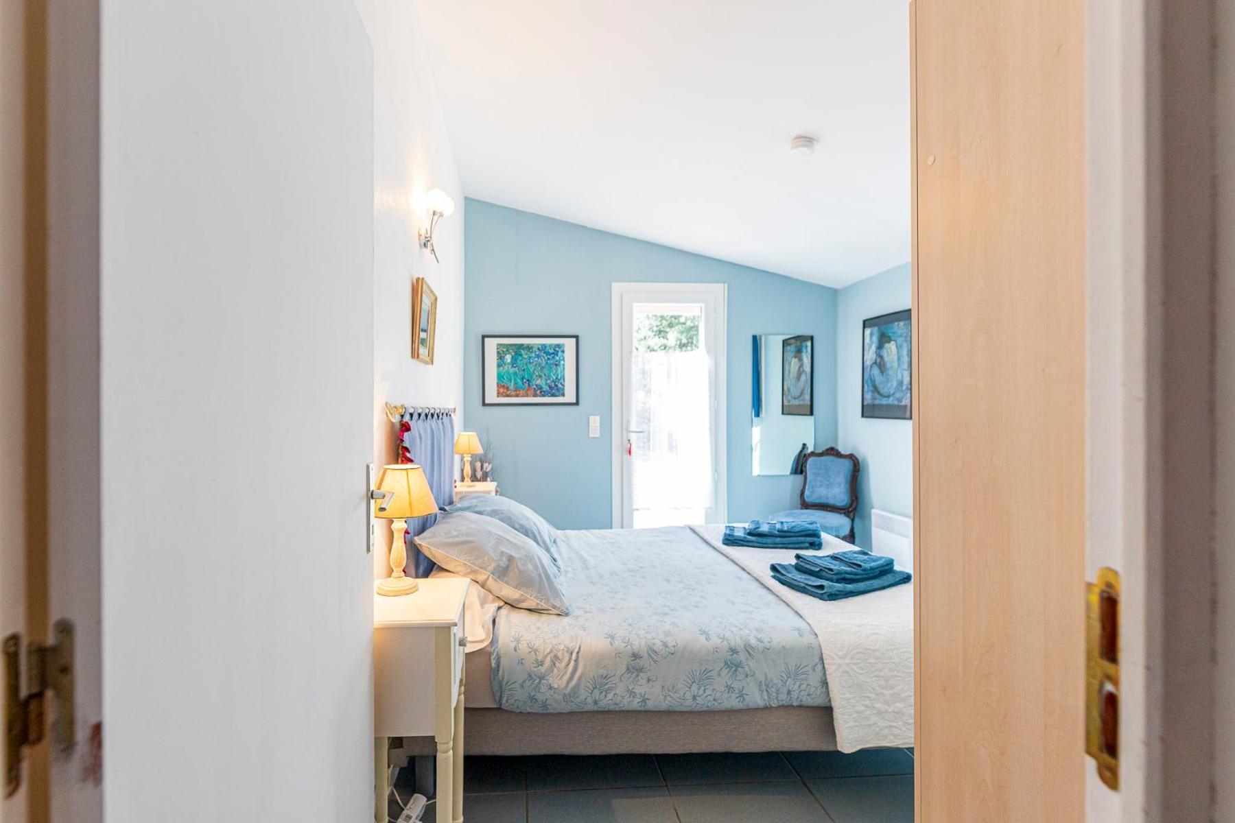 Bed and Breakfast La Bastide Des Roses Saint-Julien-d'Asse Esterno foto